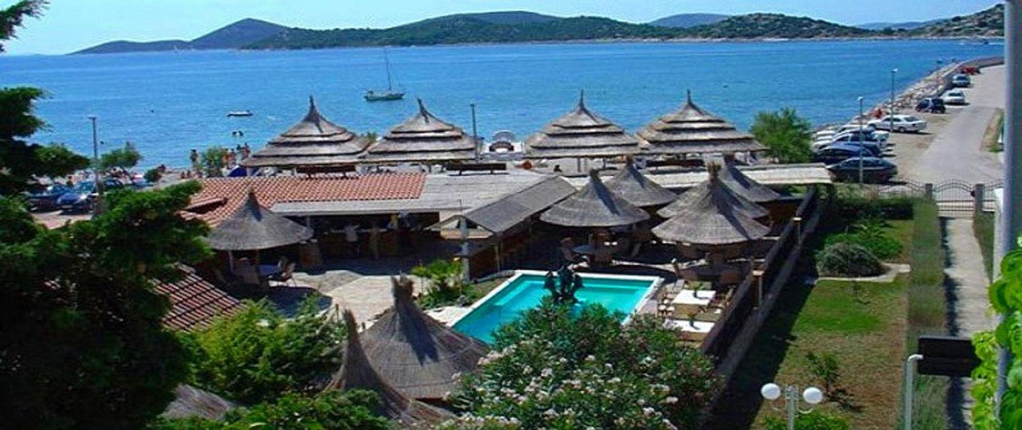 Tribunia Beach Hotel Tribalj Kültér fotó