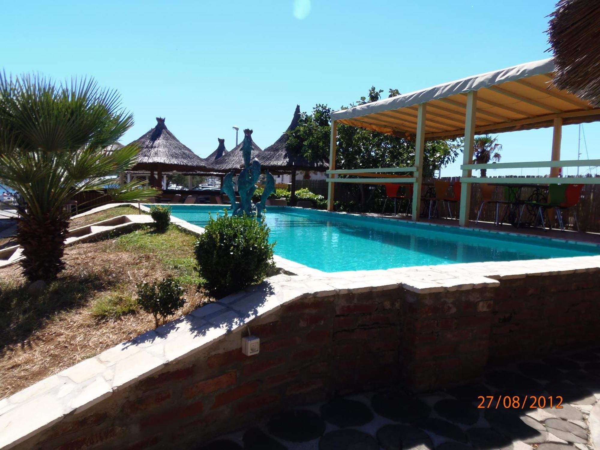 Tribunia Beach Hotel Tribalj Kültér fotó