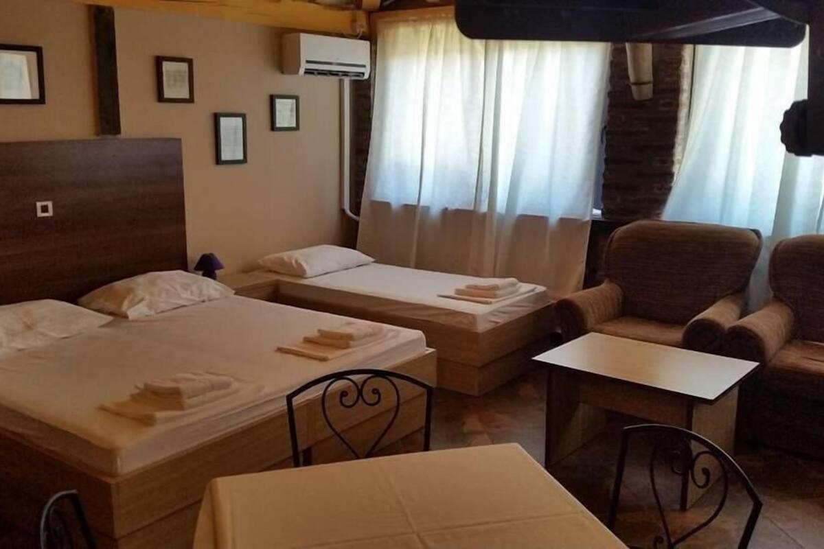 Tribunia Beach Hotel Tribalj Kültér fotó